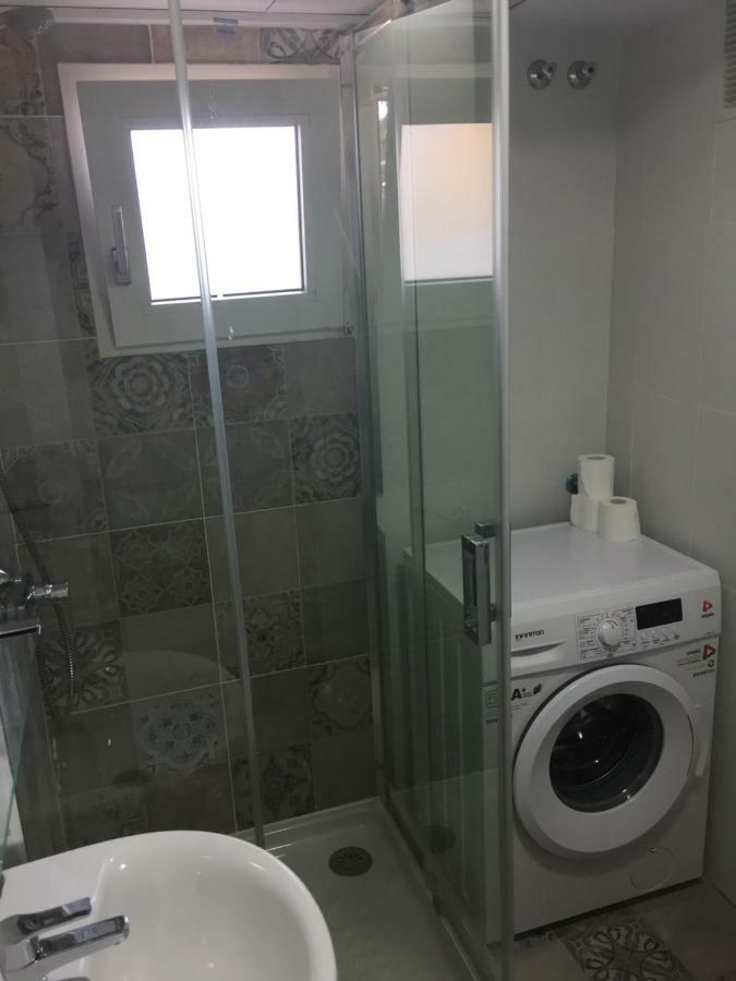 Carihuela Palace Beach Appartement Torremolinos Buitenkant foto