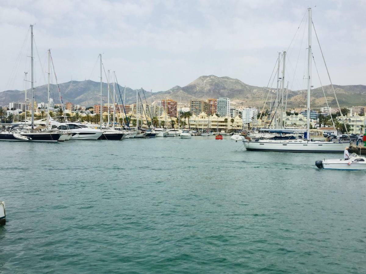 Carihuela Palace Beach Appartement Torremolinos Buitenkant foto